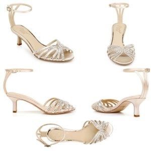 BADGLEY MISCHKA JEWEL OCEAN ANKLE STRAP KITTEN HEEL SANDALS CHAMPAGNE SZ 11